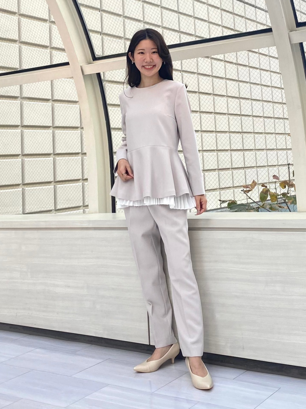 ダブルクロスプリーツレイヤードセットアップ」の着用コーディネート