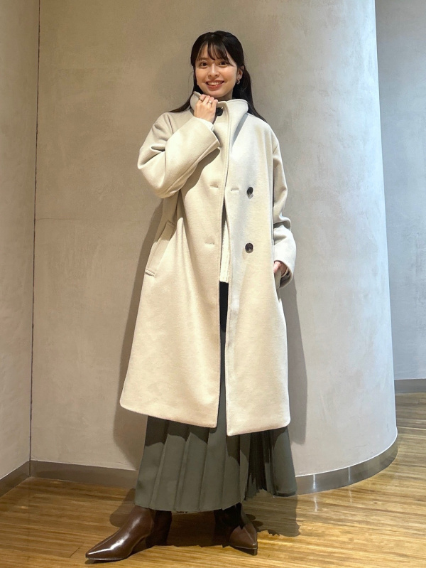 ウールモッサ2WAYスタンドカラーコート（レディース）の着用