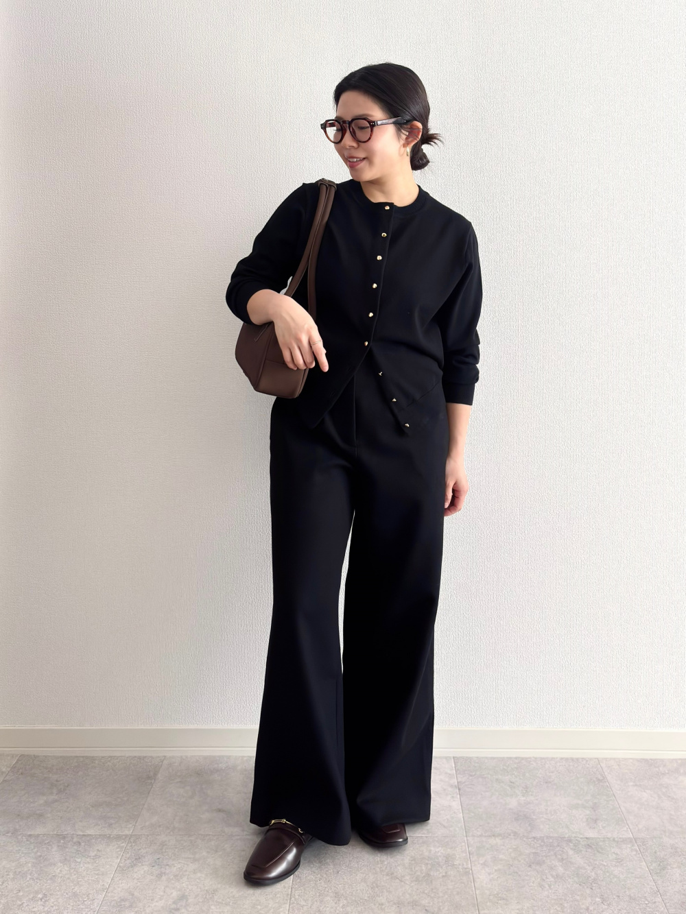 ツイードペプラムジレ、ソフトフレアジーンズ」の着用コーディネート