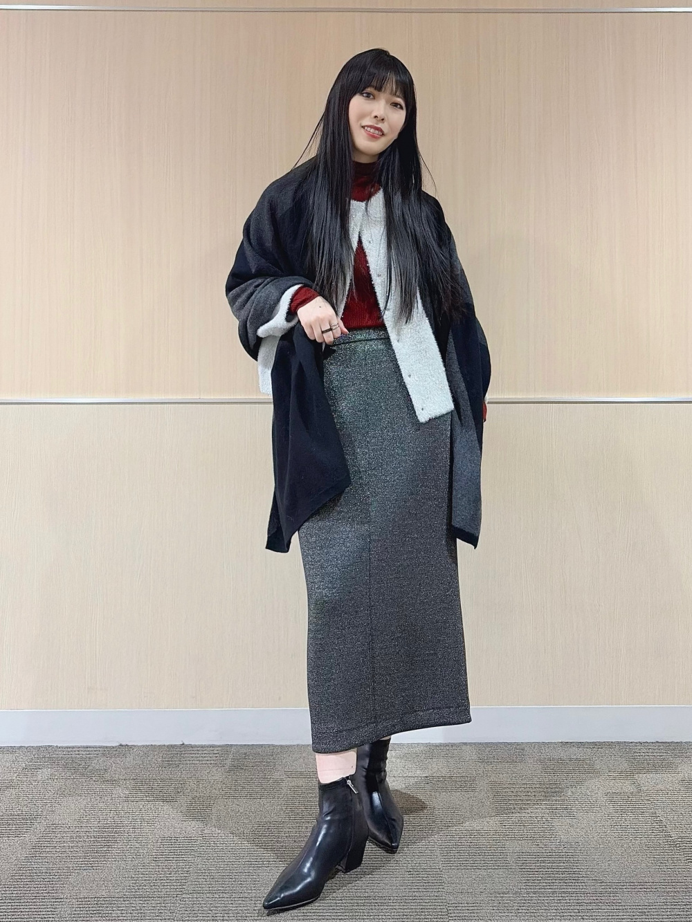 フェイクレザービッグカラーブルゾン、スパンコールメッシュセーター