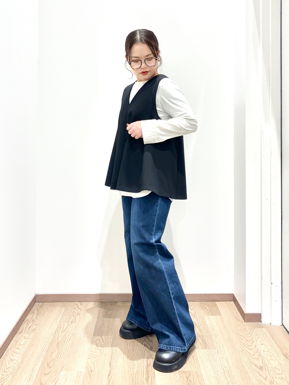 フェイクレザービッグカラーブルゾン、スパンコールメッシュセーター