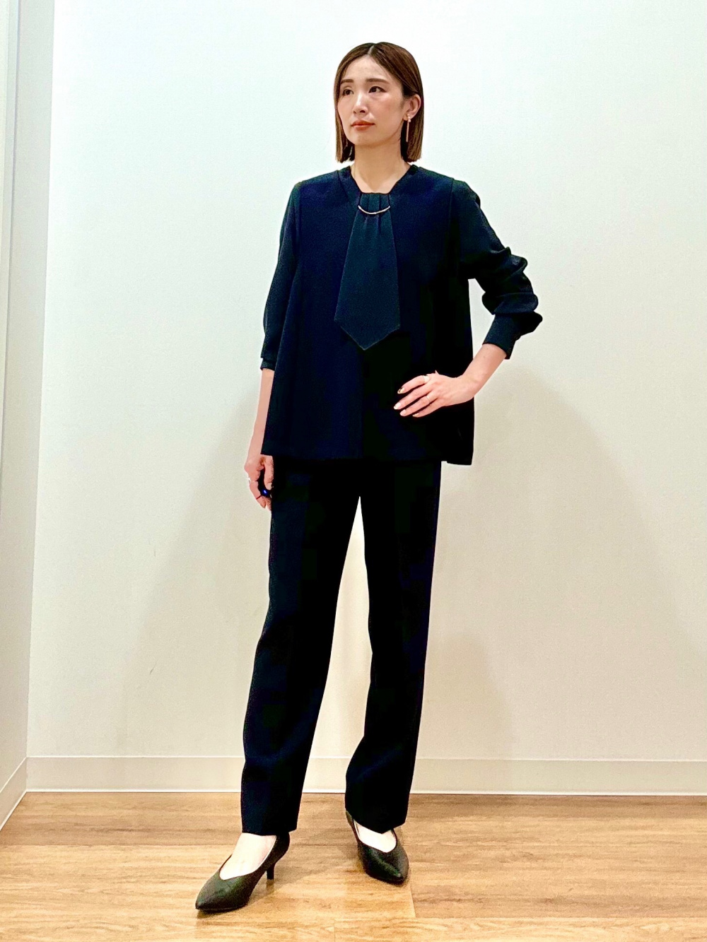 トリアセブレンドダブルジャケット、トリアセブレンドテーパードパンツ