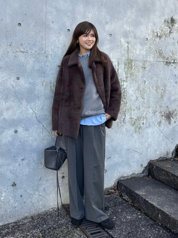 フェザーヤーンニットコート（レディース）の着用コーディネート一覧