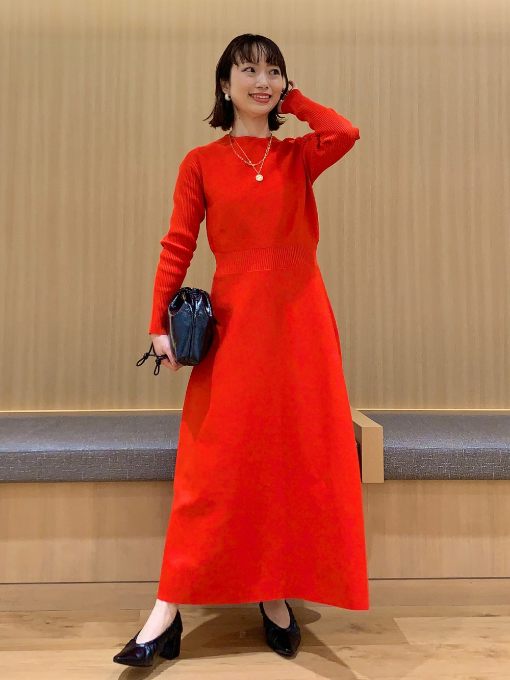 ホールガーメント®フレアニットワンピース」の着用コーディネート