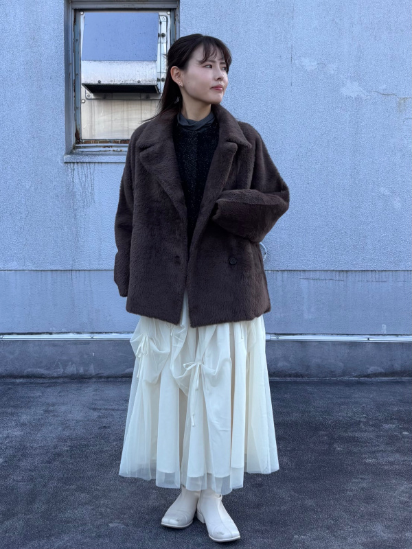 フェザーヤーンニットコート」のレディースのコーディネート一覧