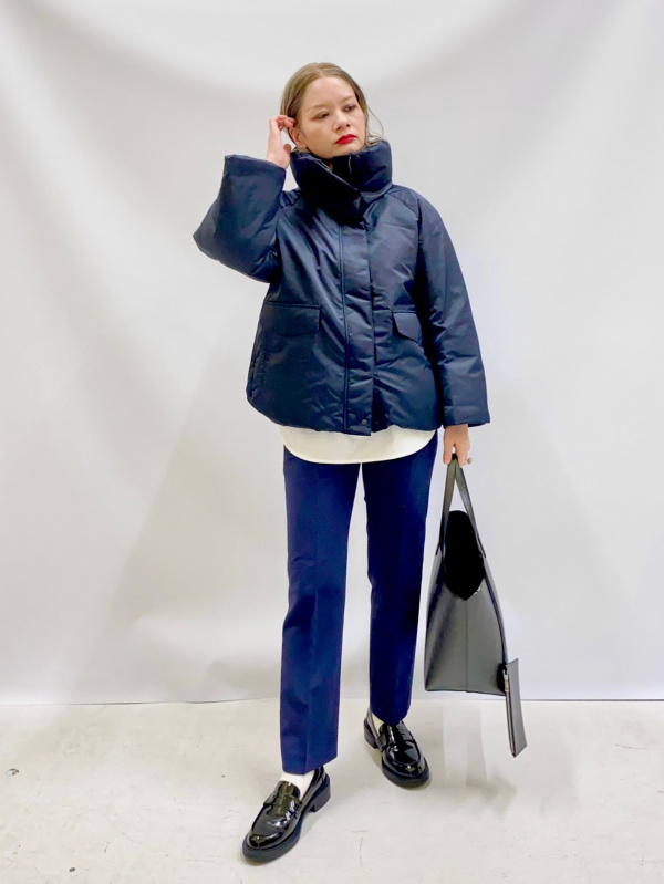 スタンドカラーパデッドブルゾン（レディース）の着用コーディネート