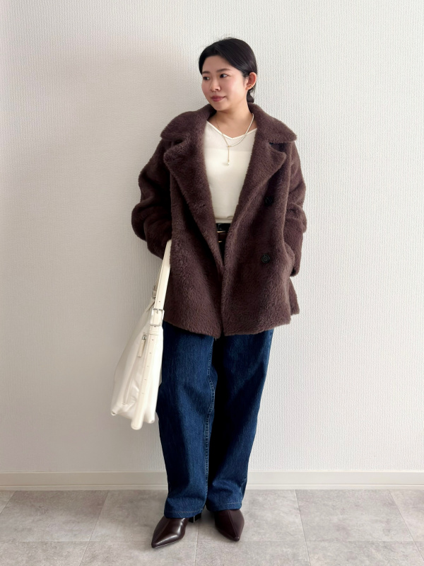 フェザーヤーンニットコート」のレディースのコーディネート一覧