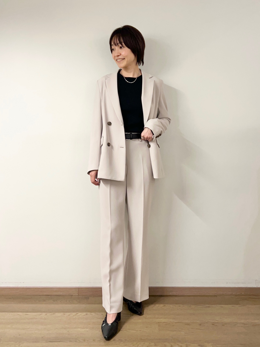 トリアセブレンドダブルジャケット、トリアセブレンドテーパードパンツ