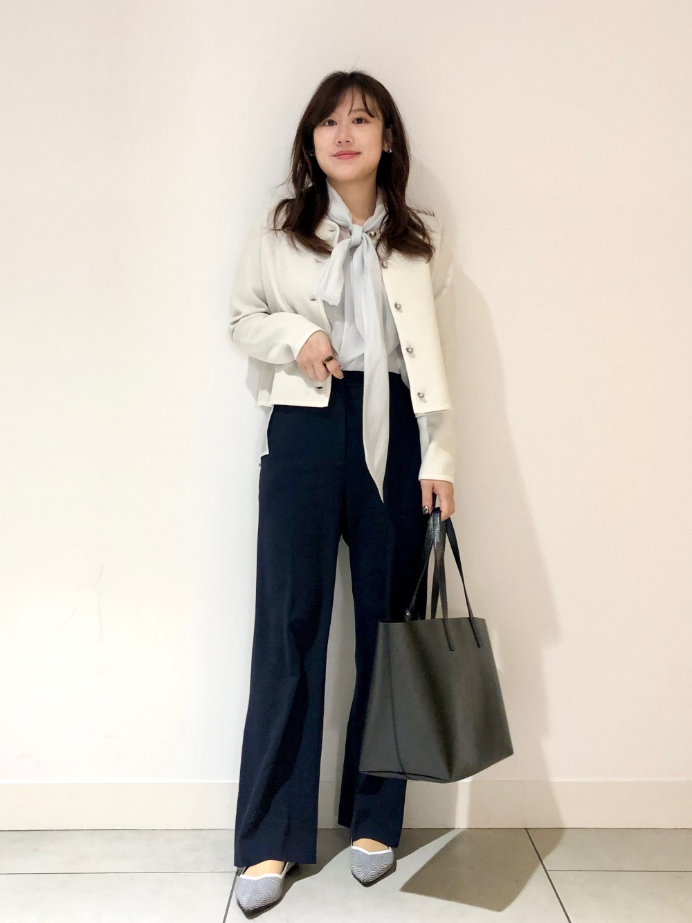 アウター見えカーデを使ったコーデ