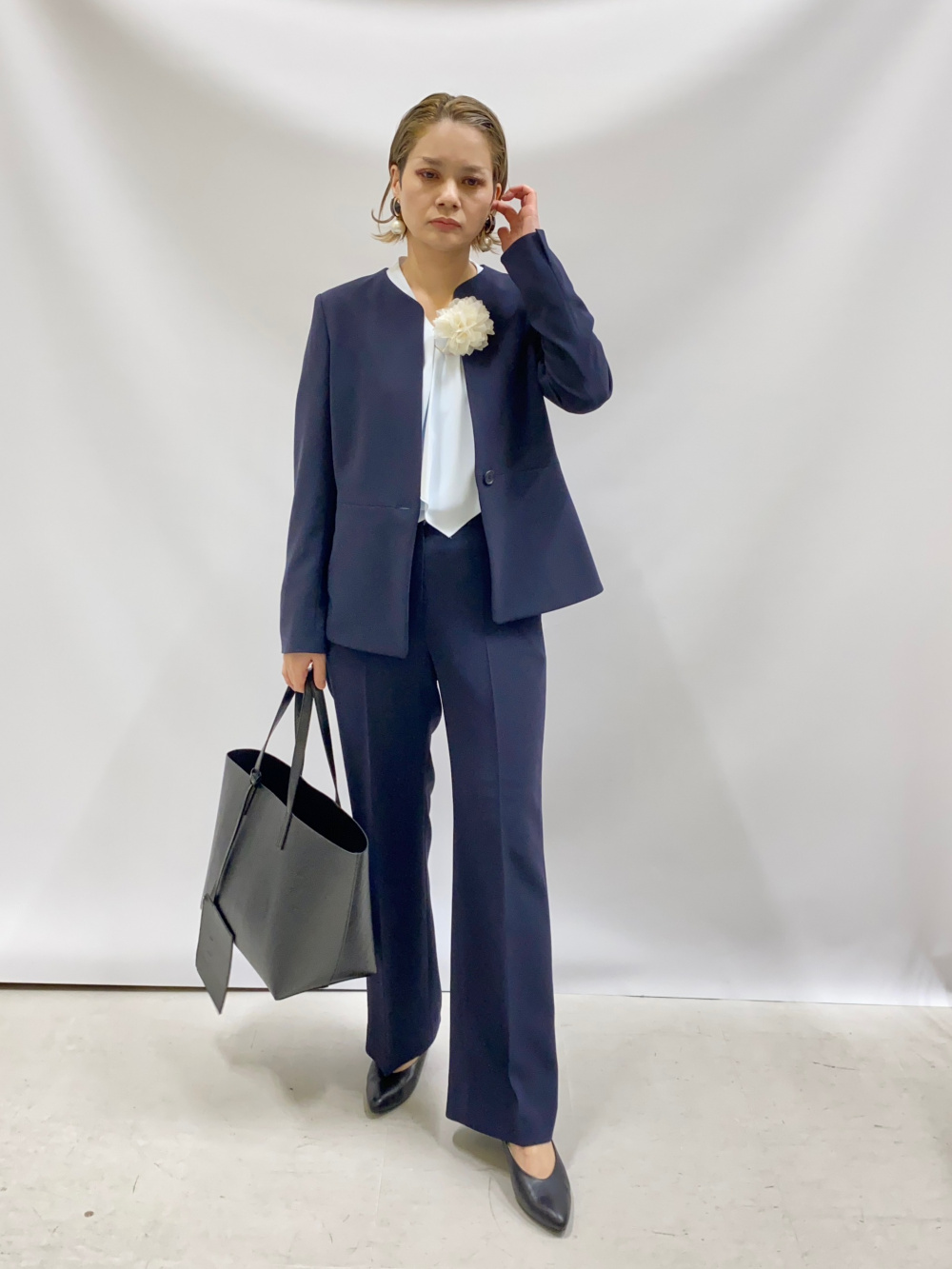 トリアセブレンドダブルジャケット、トリアセブレンドテーパードパンツ