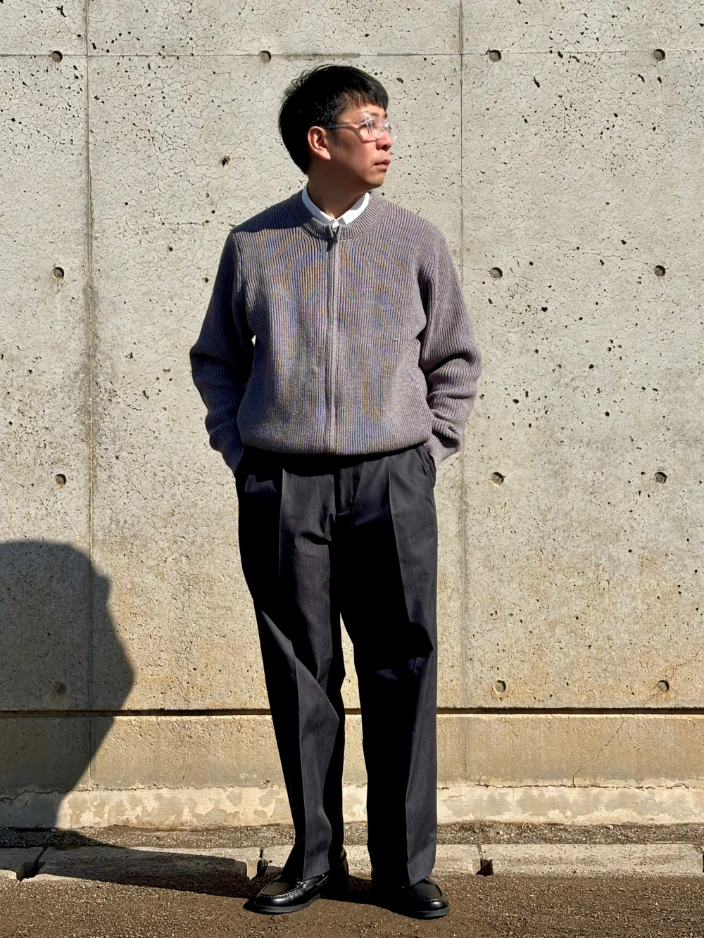 レビュー高評価】ハイパフォーマンスデニムワイドパンツ」の着用