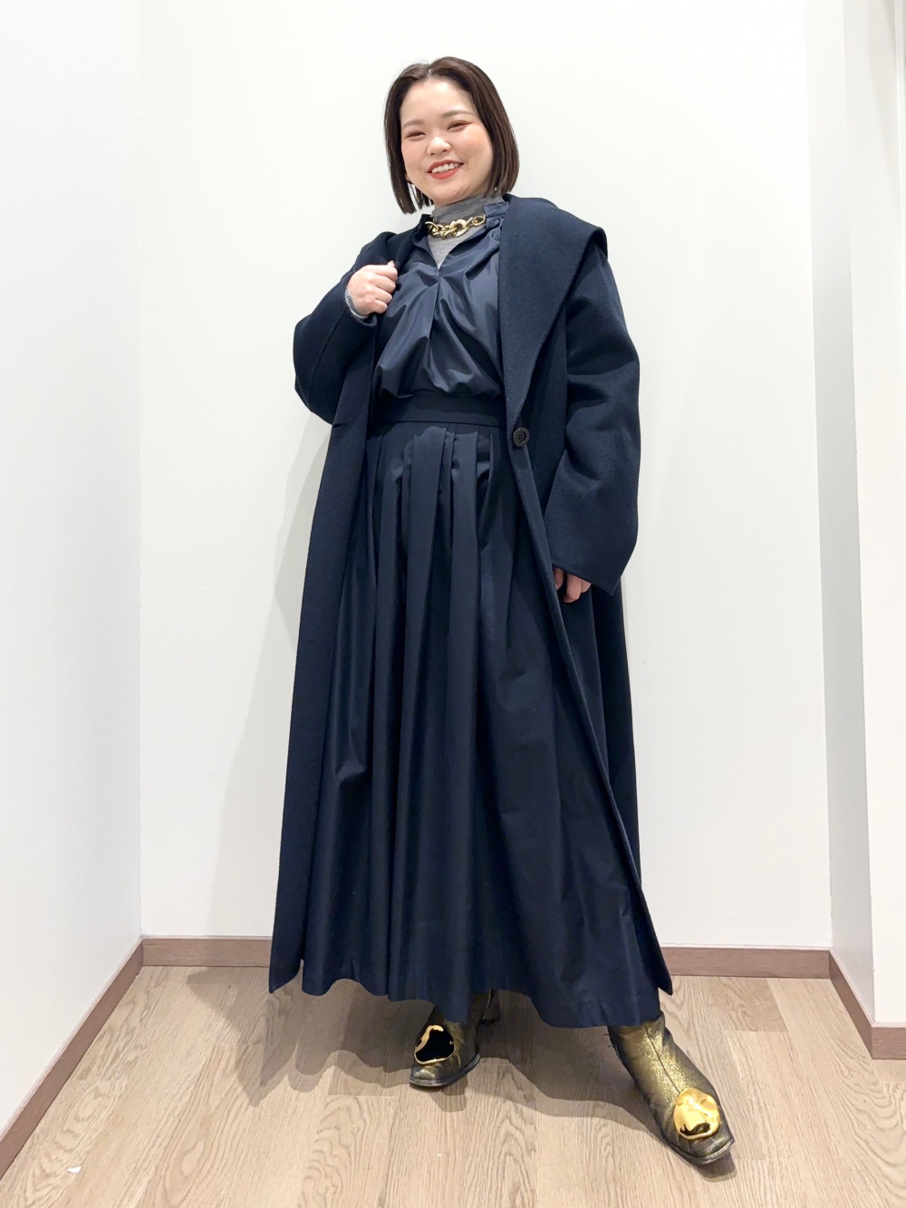 ウールブレンドリバーフーディーロングコート」の着用コーディネート