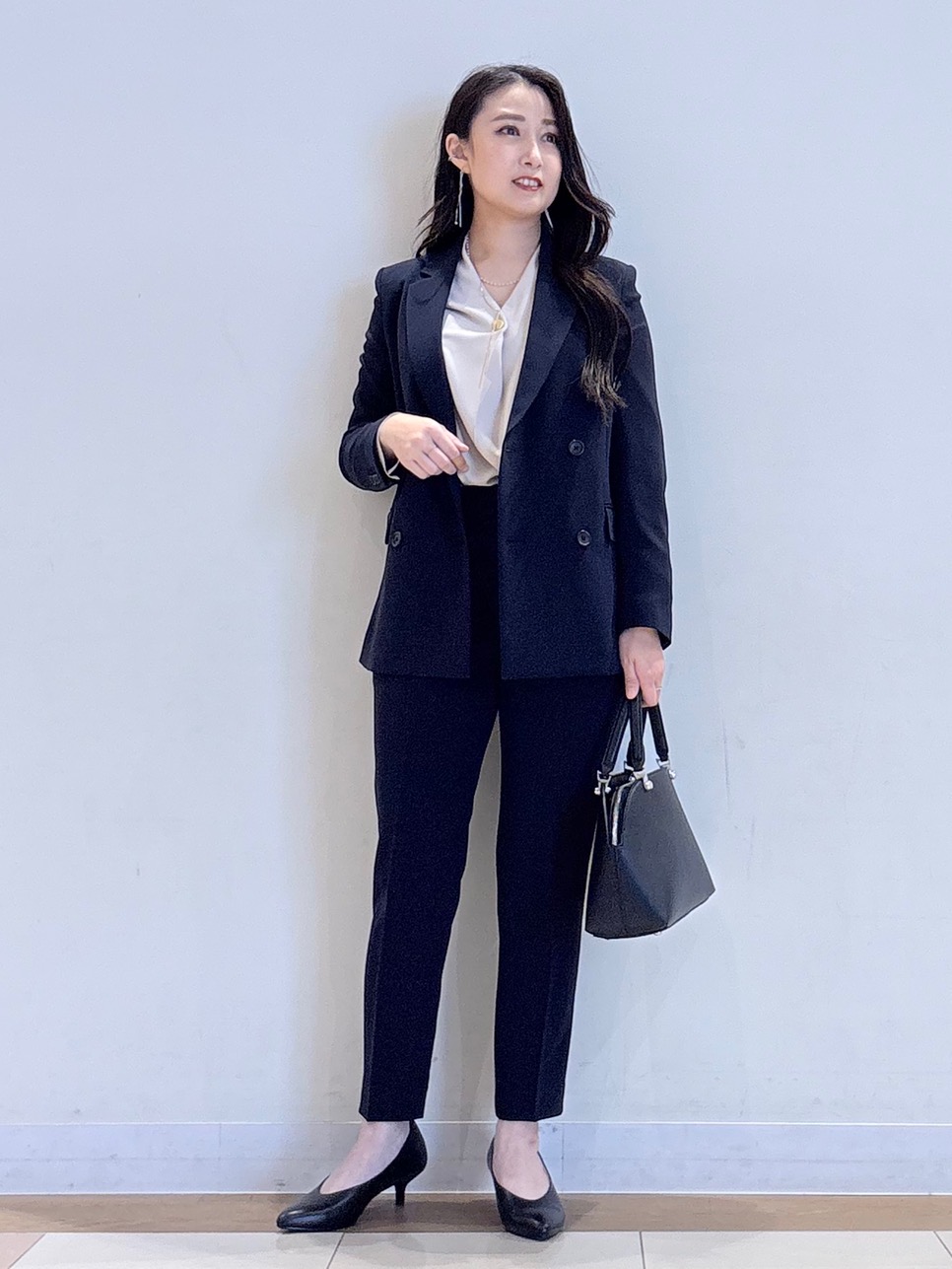 トリアセブレンドダブルジャケット、トリアセブレンドテーパードパンツ