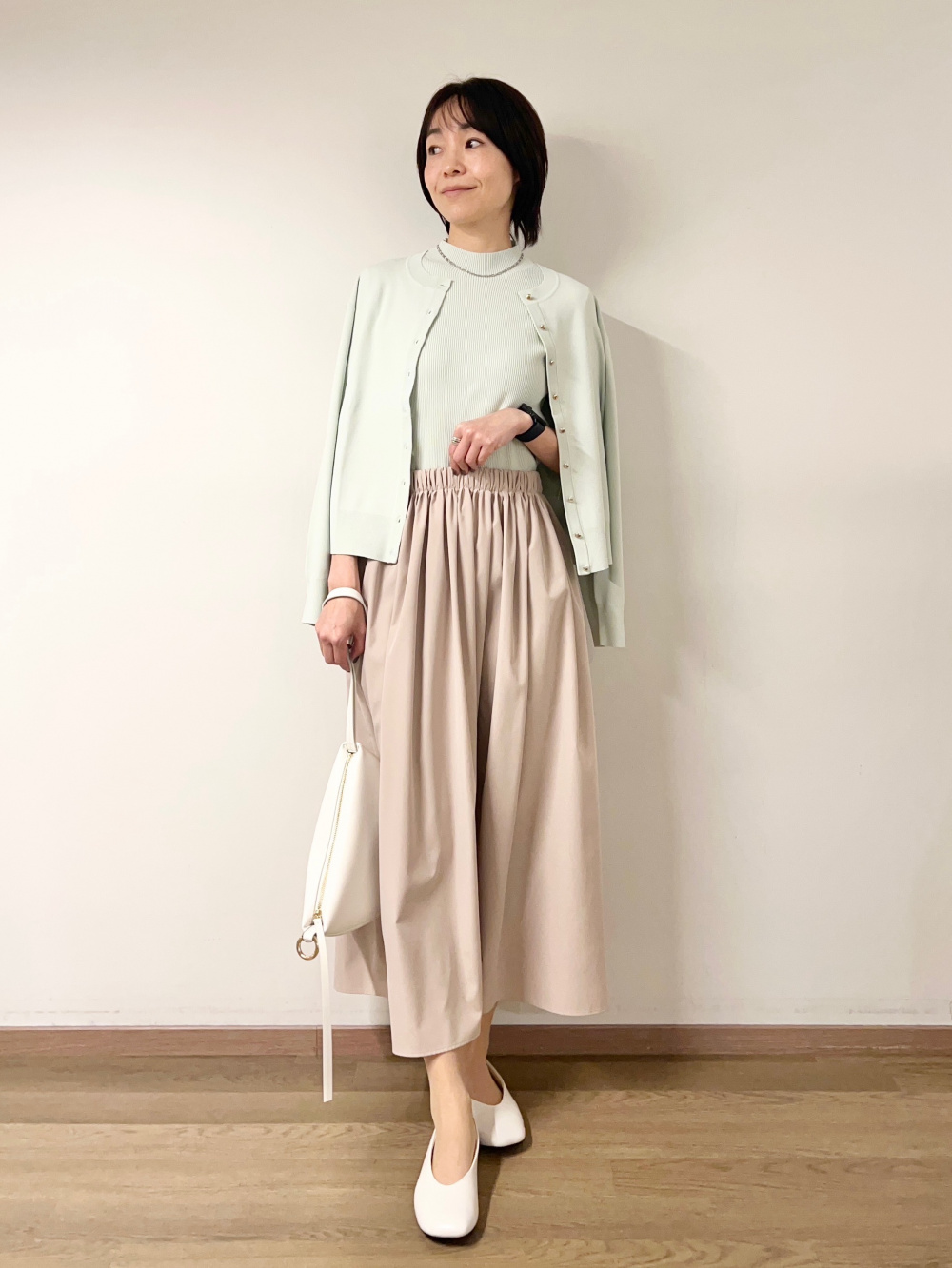 ニットアンサンブルのコーデ