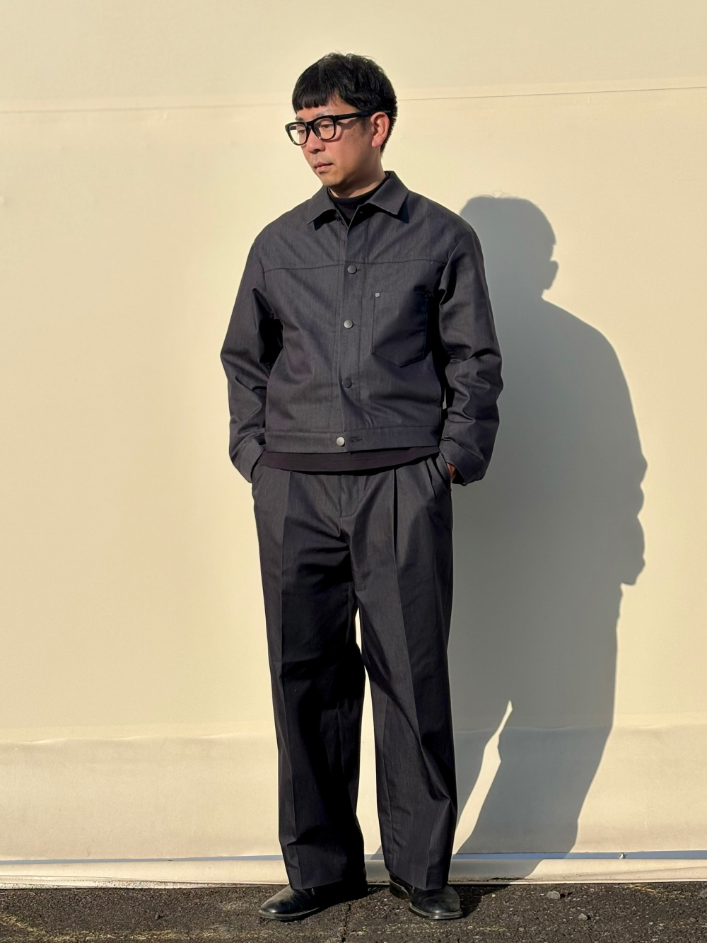 レビュー高評価】ハイパフォーマンスデニムワイドパンツ」の着用