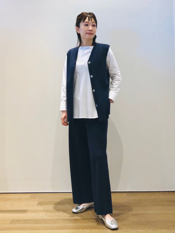 ストレッチツイルベルテッドジレ、センターシームバレエシューズの