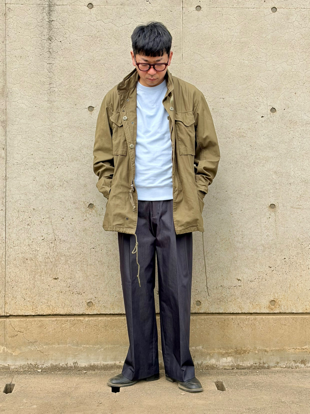 レビュー高評価】ハイパフォーマンスデニムワイドパンツ」の着用