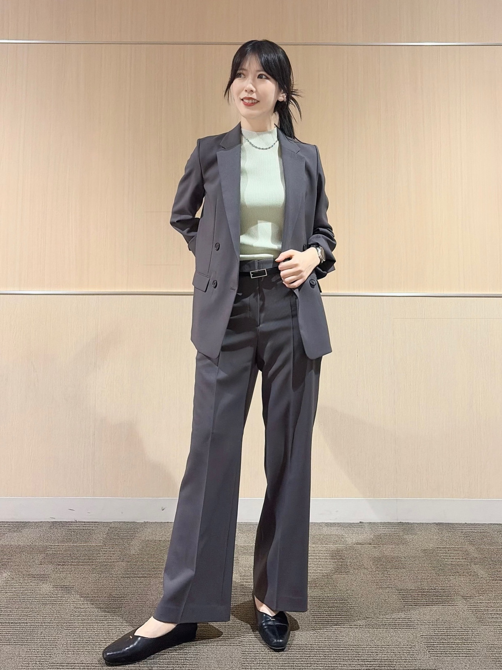 テーパードパンツ（ウォームリザーブ）、フェイクレザーリバーシブル