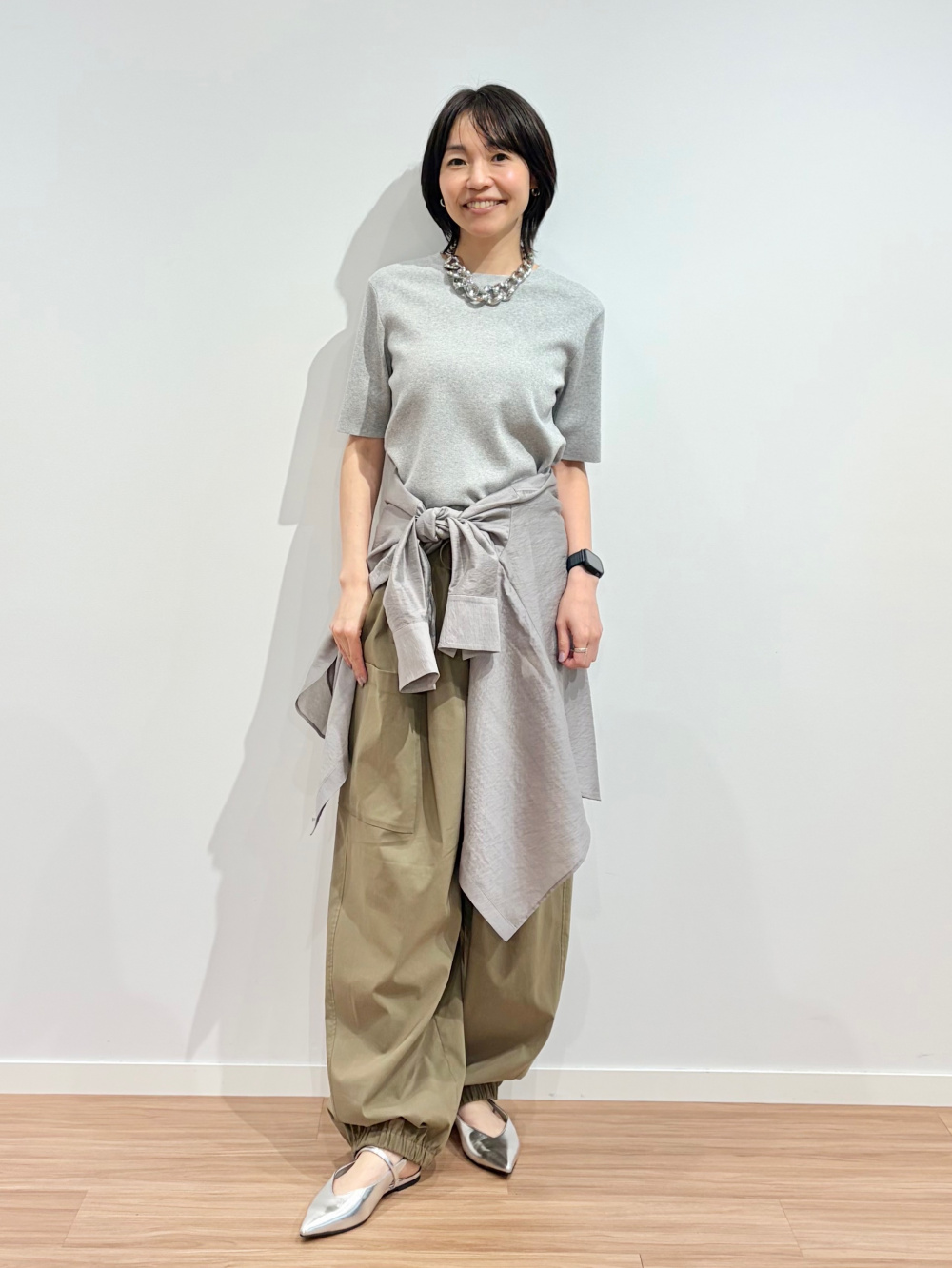 2025年モデル ワイドパンツ（リネンブレンド）、ポインテッドトゥス