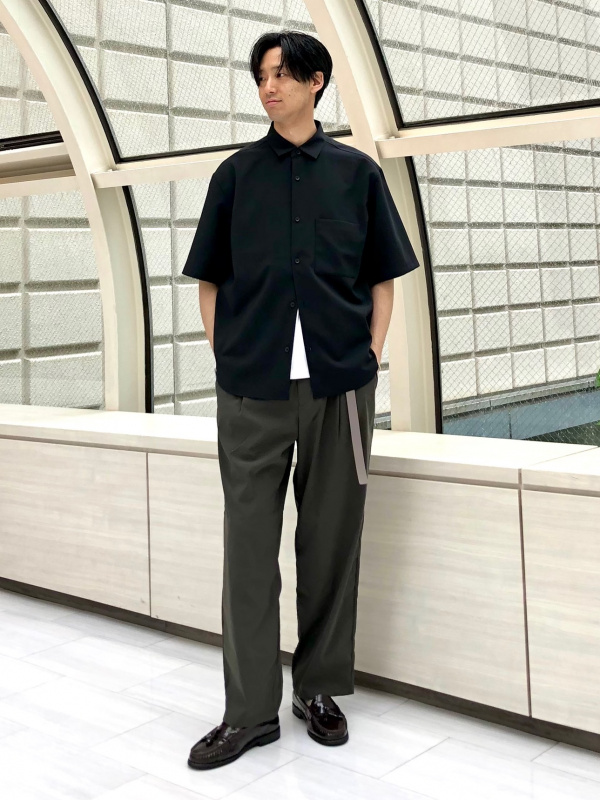 モーションエアーノーカラージャケット、モーションエアーワイドパンツ