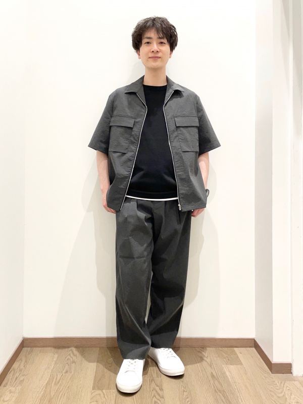 モーションエアーノーカラージャケット、モーションエアーワイドパンツ