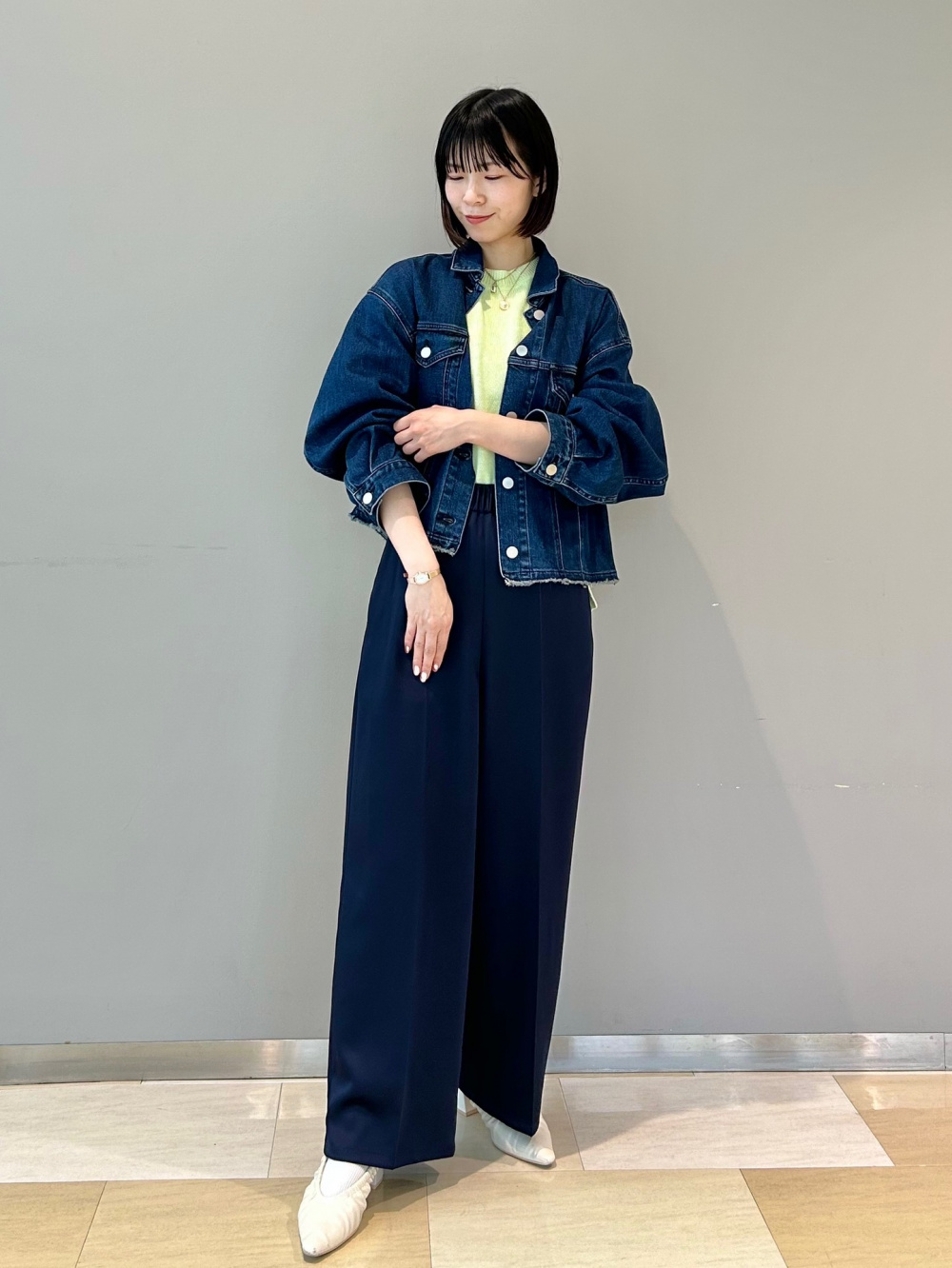 ダブルクロステントラインジレセットアップ、ギャザーヒールパンプス