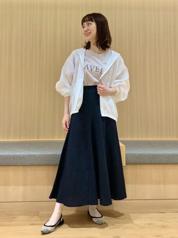 シアーオーガンジーパーカのコーディネート・着用イメージ｜プラステ