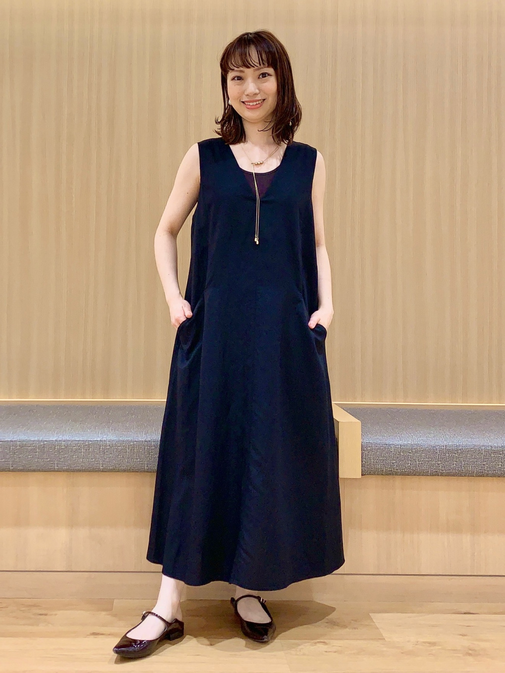 再入荷】UVカットレーヨンブレンド2WAYネックタンクトップ、リネン