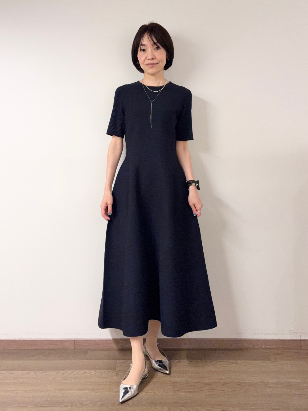 ホールガーメント®ワンピース」の着用コーディネート| プラステ