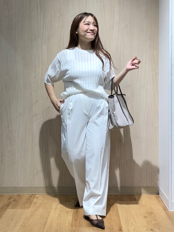 シアーVネックカーディガン、ワイドパンツ（リネンブレンド）の