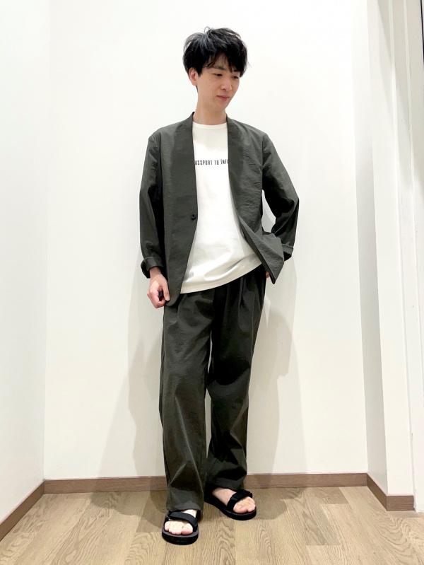モーションエアーノーカラージャケット、モーションエアーワイドパンツ