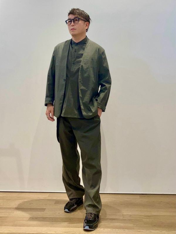 モーションエアーノーカラージャケット、モーションエアーワイドパンツ