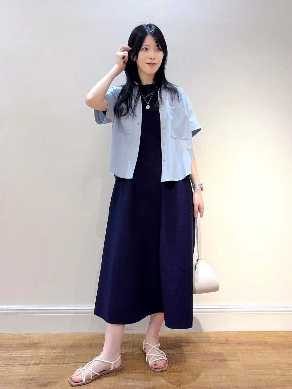 ワイドパンツ（リネンブレンド）、ナローロングベルトのコーディネート