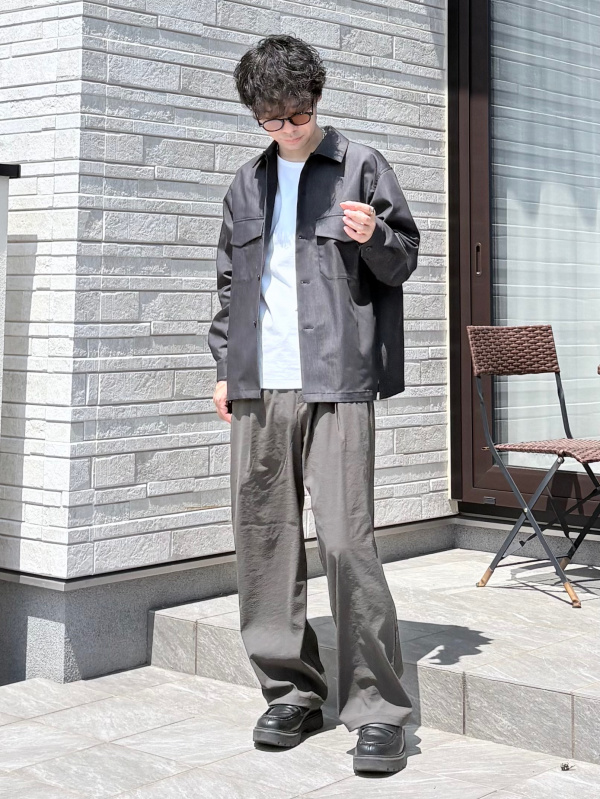 モーションエアーノーカラージャケット、モーションエアーワイドパンツ