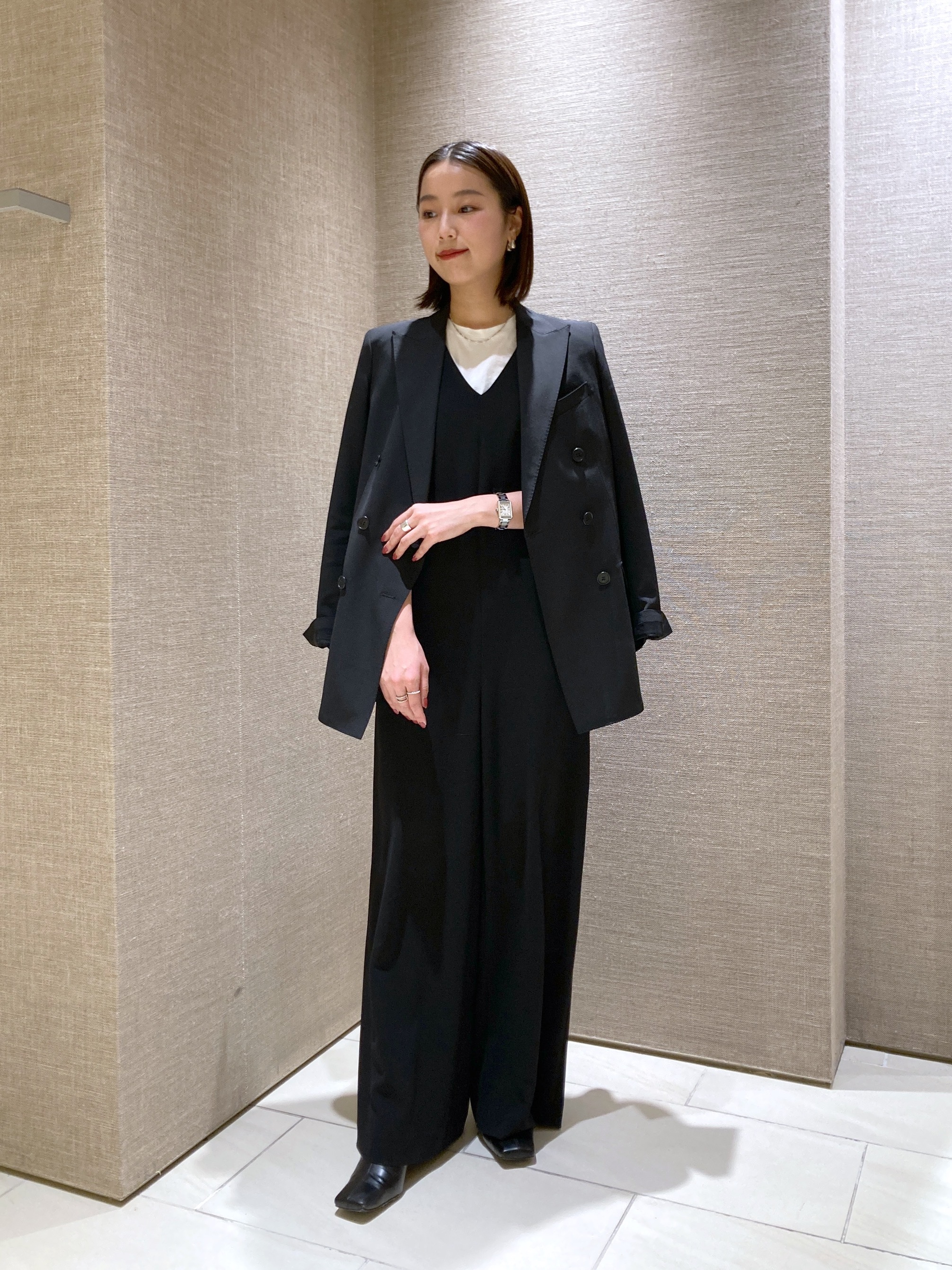 Theory ジャンプスーツ ブラック　Sサイズ Theory ジャンプスーツ ブラック - メルカリ