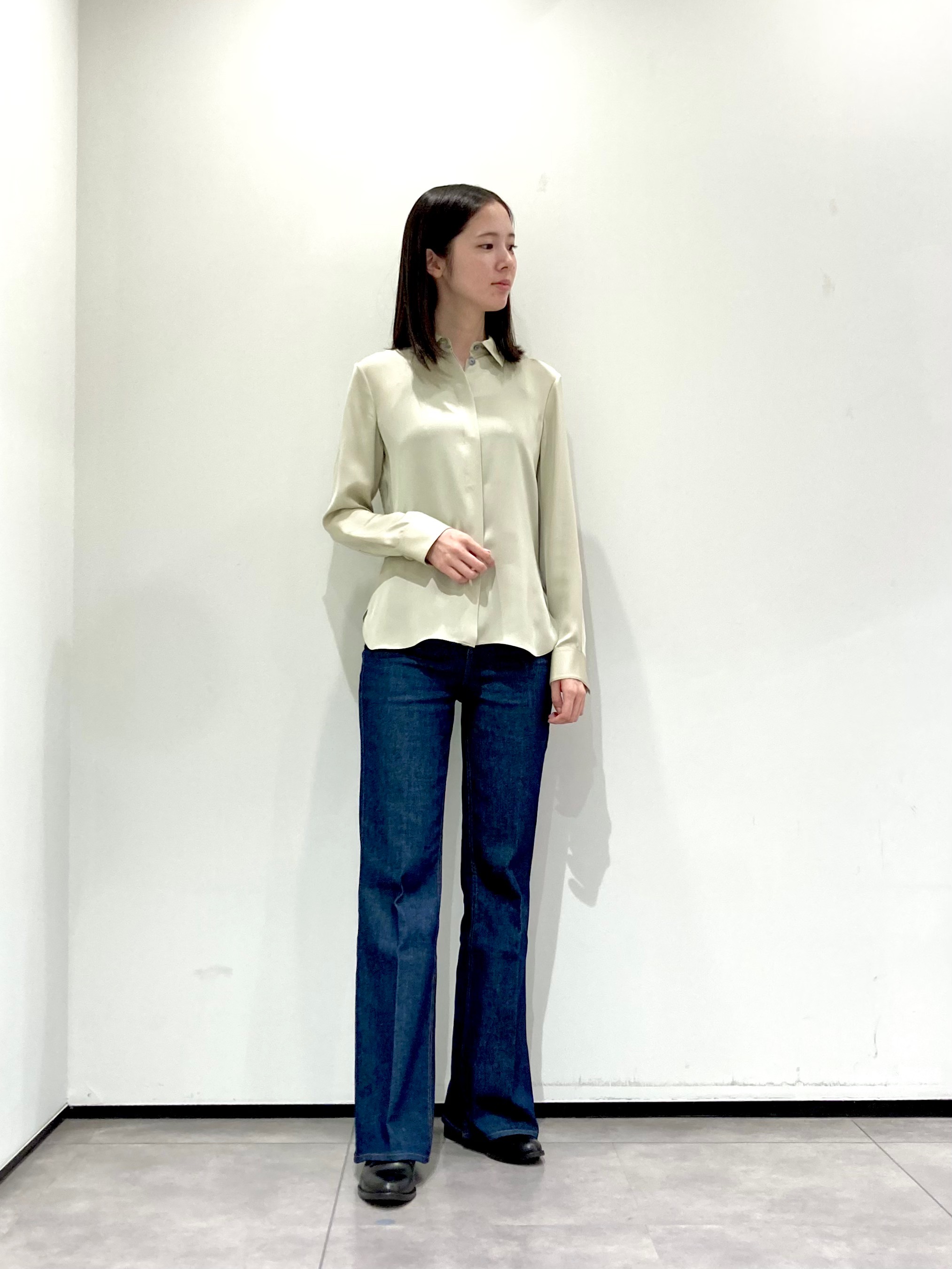 Theory デニムパンツ コーディネート コーディネート詳細 | StyleHint | Theory（セオリー）公式通販