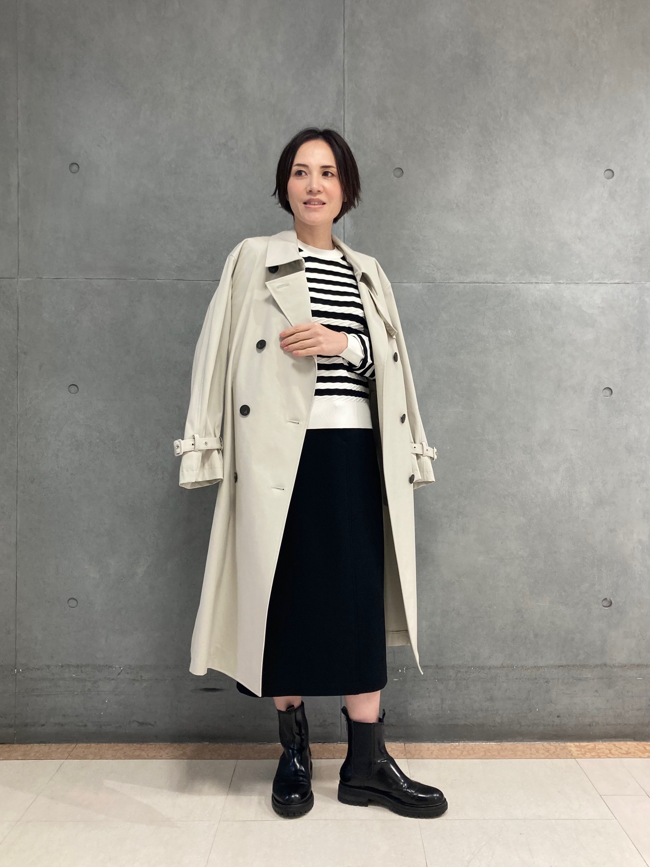 【極美品】Theory シンプルトレンチコート S ベージュ トリアセテート コーディネート詳細 | StyleHint | Theory（セオリー）公式通販サイト