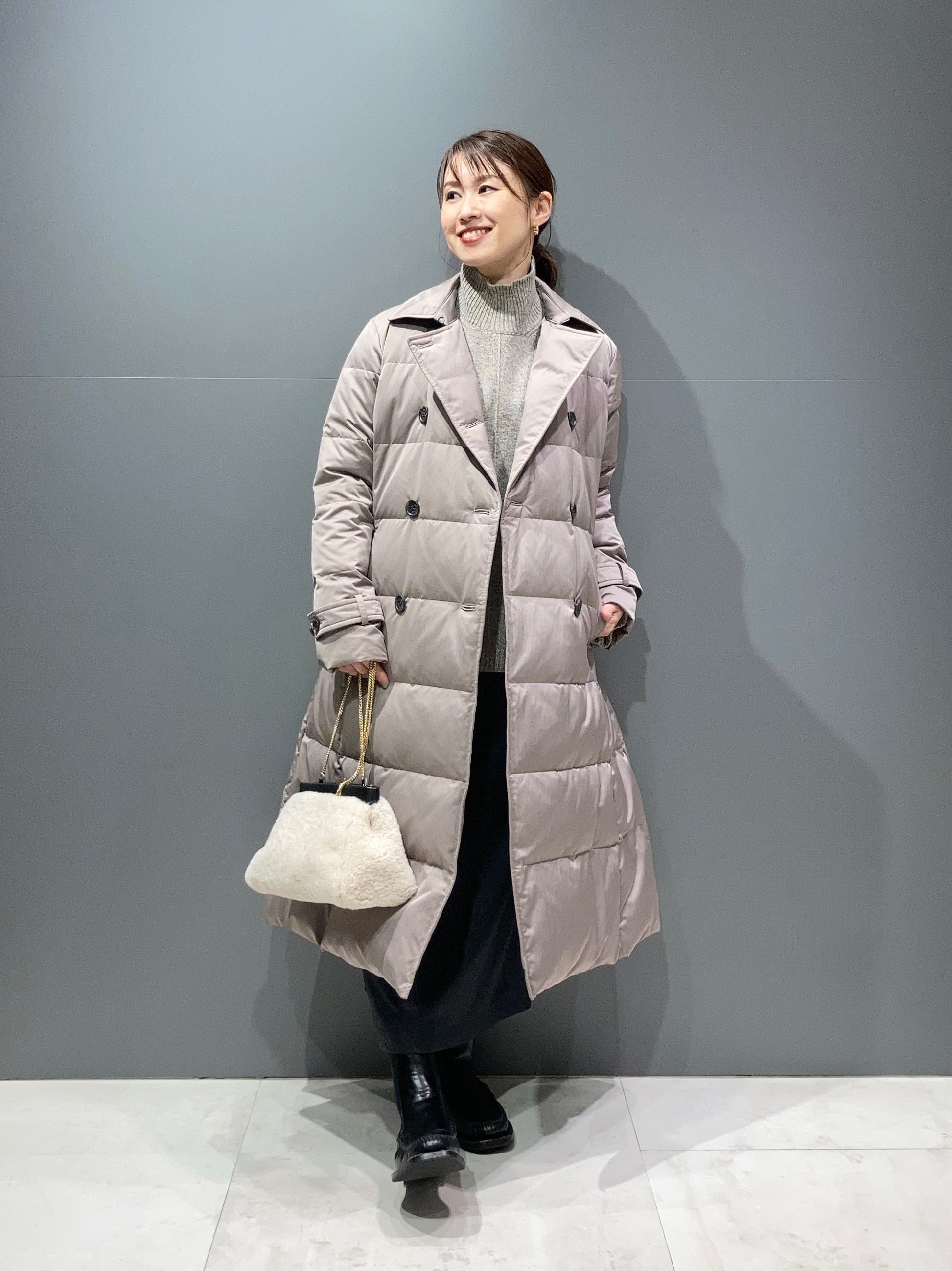 セオリー ウール ダッフル ダウン コート オフィスカジュアル 上品 高級感 コーディネート詳細 | StyleHint | Theory（セオリー）公式通販サイト