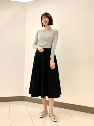 Tailor Crepe Full Round SK | WOMEN（レディース）｜Theory 公式通販  