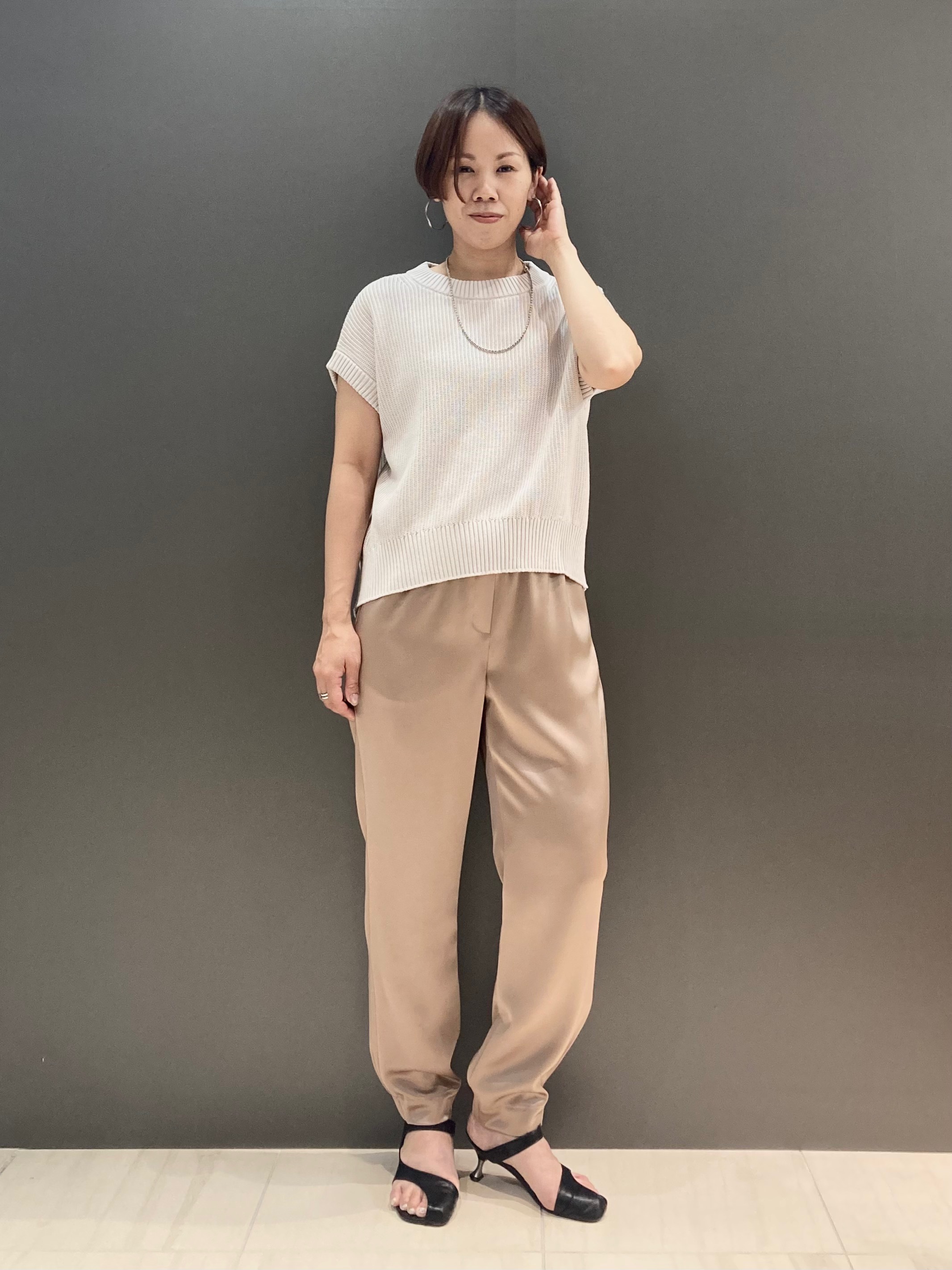 セオリー2点セット　最後の2枚がカジュアルスーツです コーディネート詳細 | StyleHint | Theory（セオリー）公式通販
