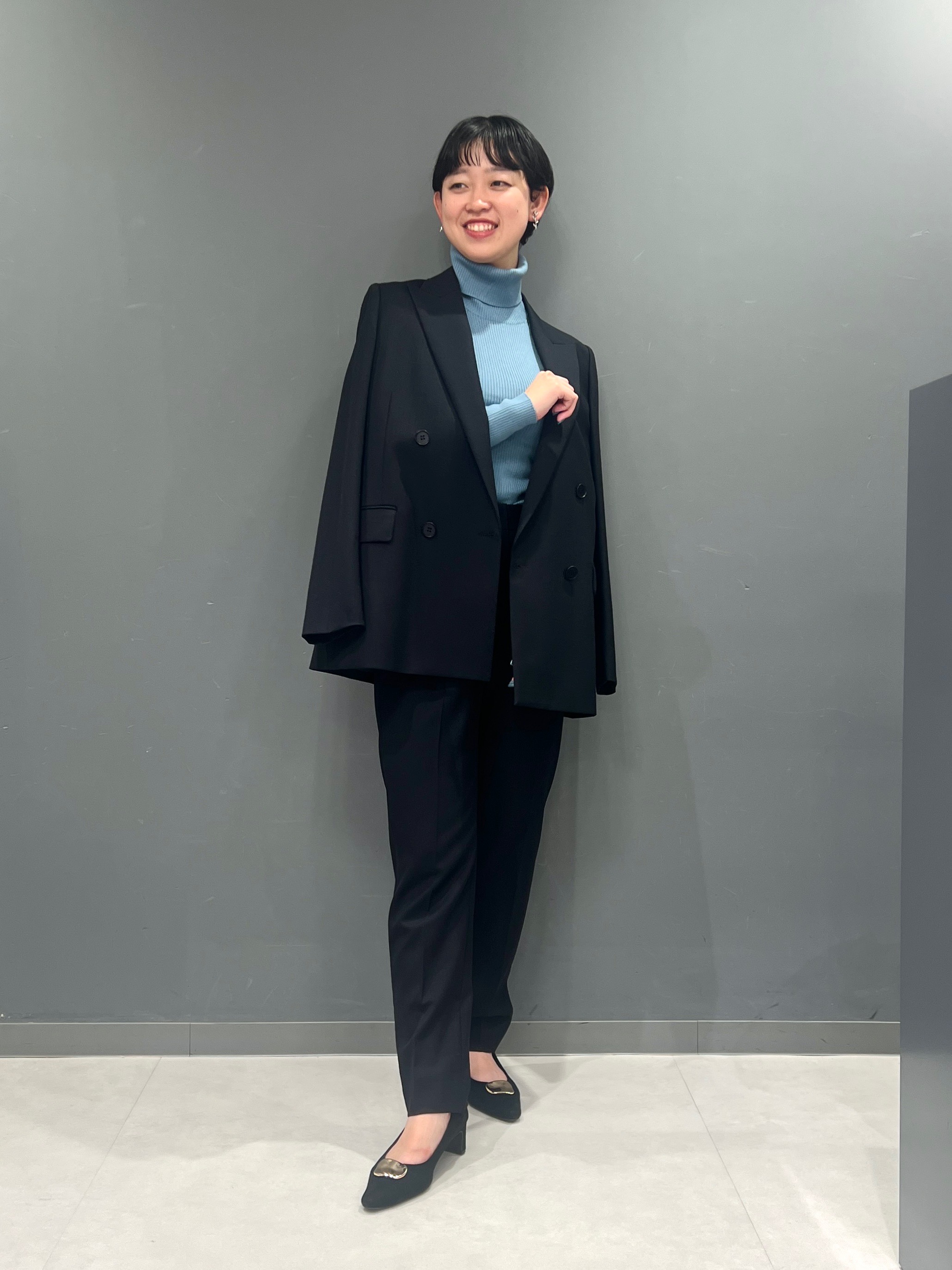 専用⭐️theory パンツスーツセットアップ セオリー パンツスーツ ネイビー L セットアップ フレア 日本製
