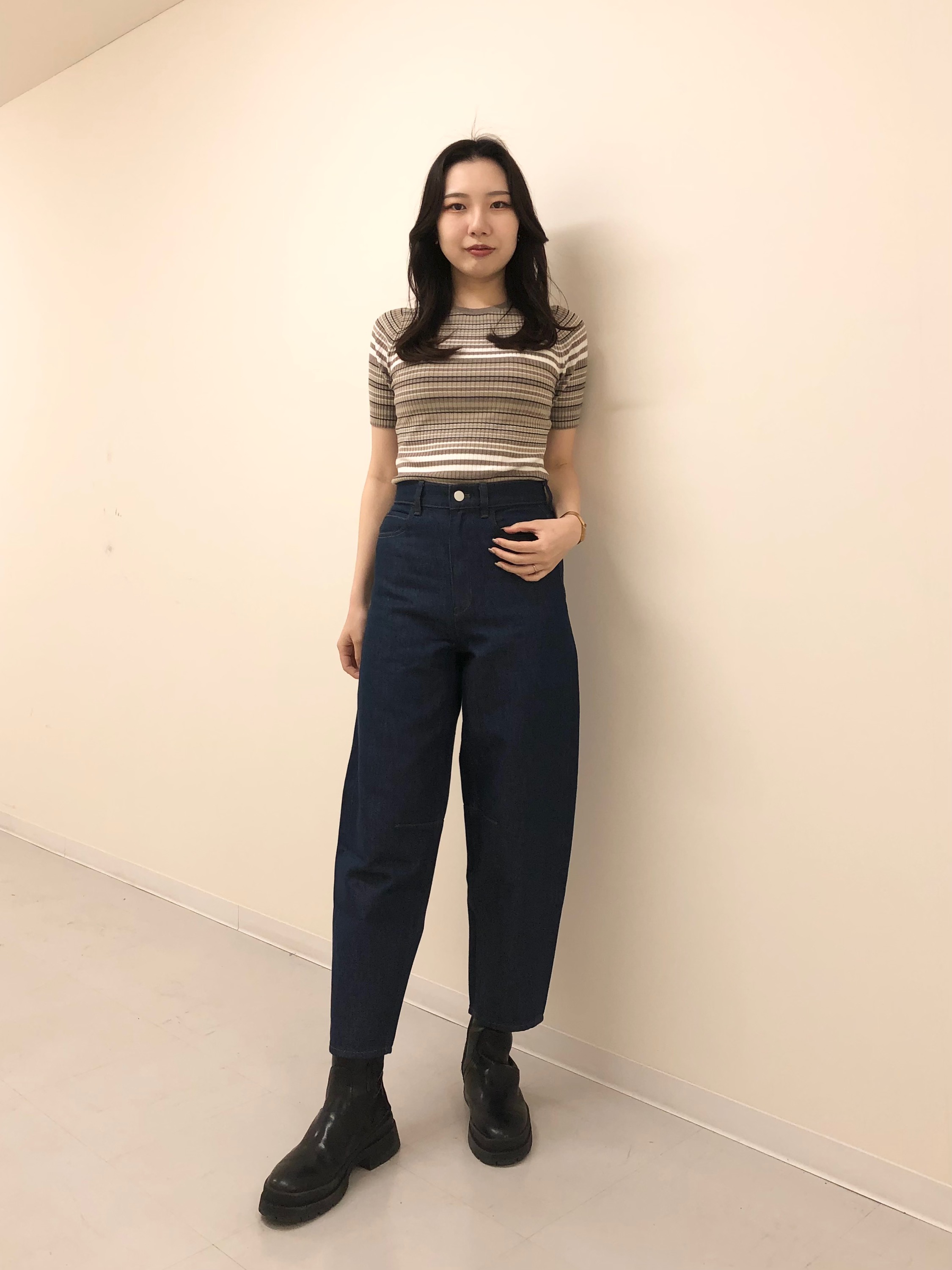 Theory セオリー ハイライズストレートデニム ✤2023SS セオリー Theory ストレート デニムパンツ✤ - メルカリ