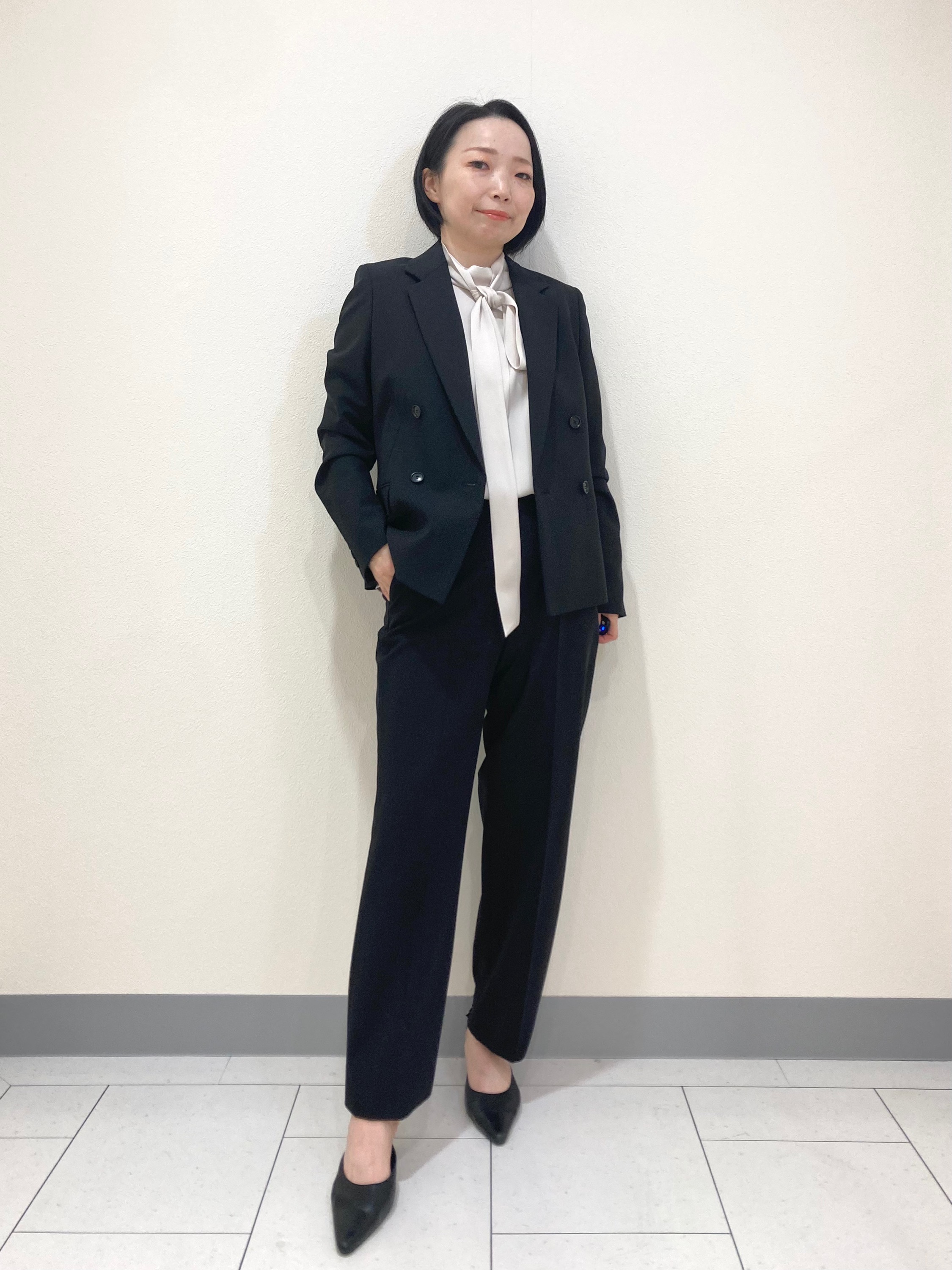 2025年 theory luxe SOLEILE HARLOW SATIN