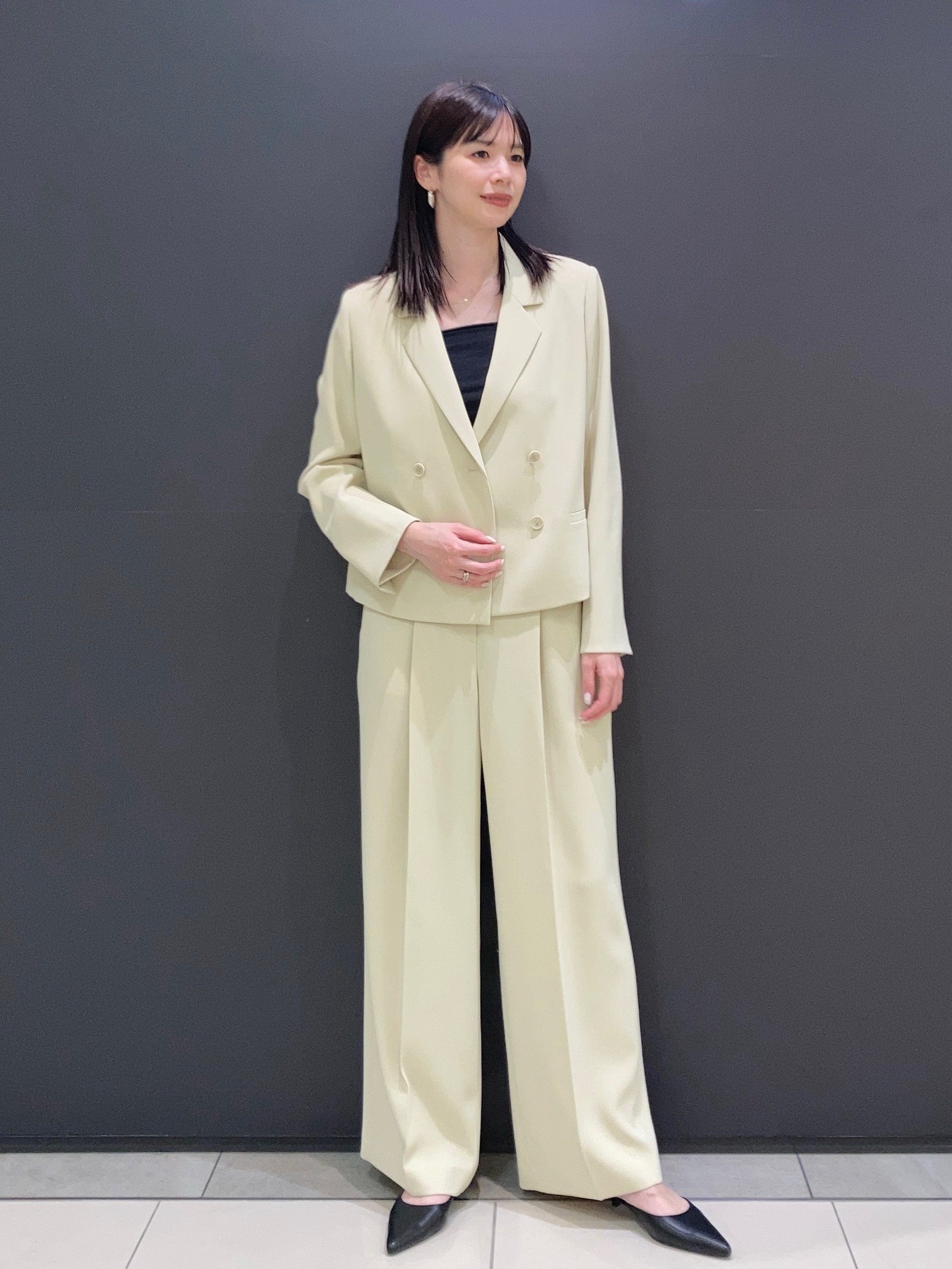 セオリーリュクス セットアップ ジャケット　パンツ ベージュ 44 大きいサイズ コーディネート詳細 | StyleHint | Theory（セオリー）公式通販サイト