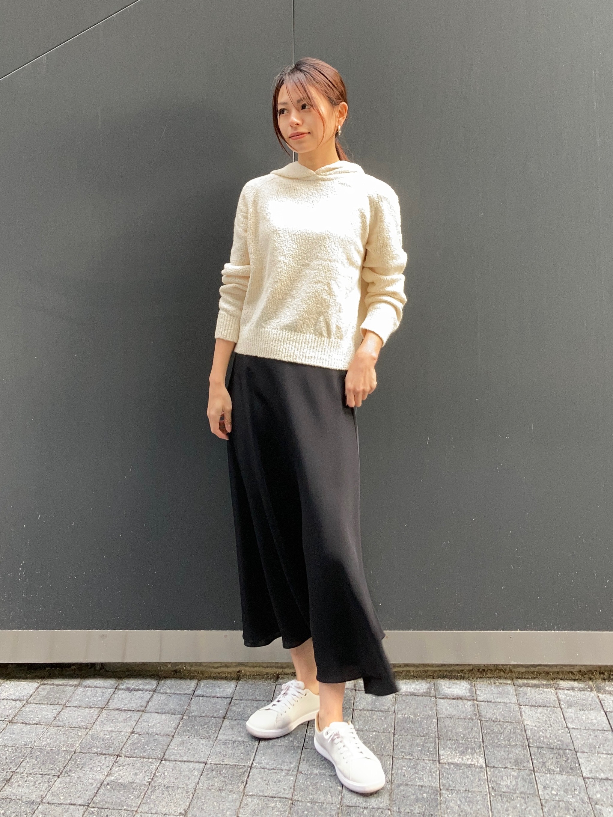美品✨セオリー CRUSHED SATIN ブルゾン お家洗い可 ネイビー S コーディネート詳細 | StyleHint | Theory（セオリー）公式通販サイト