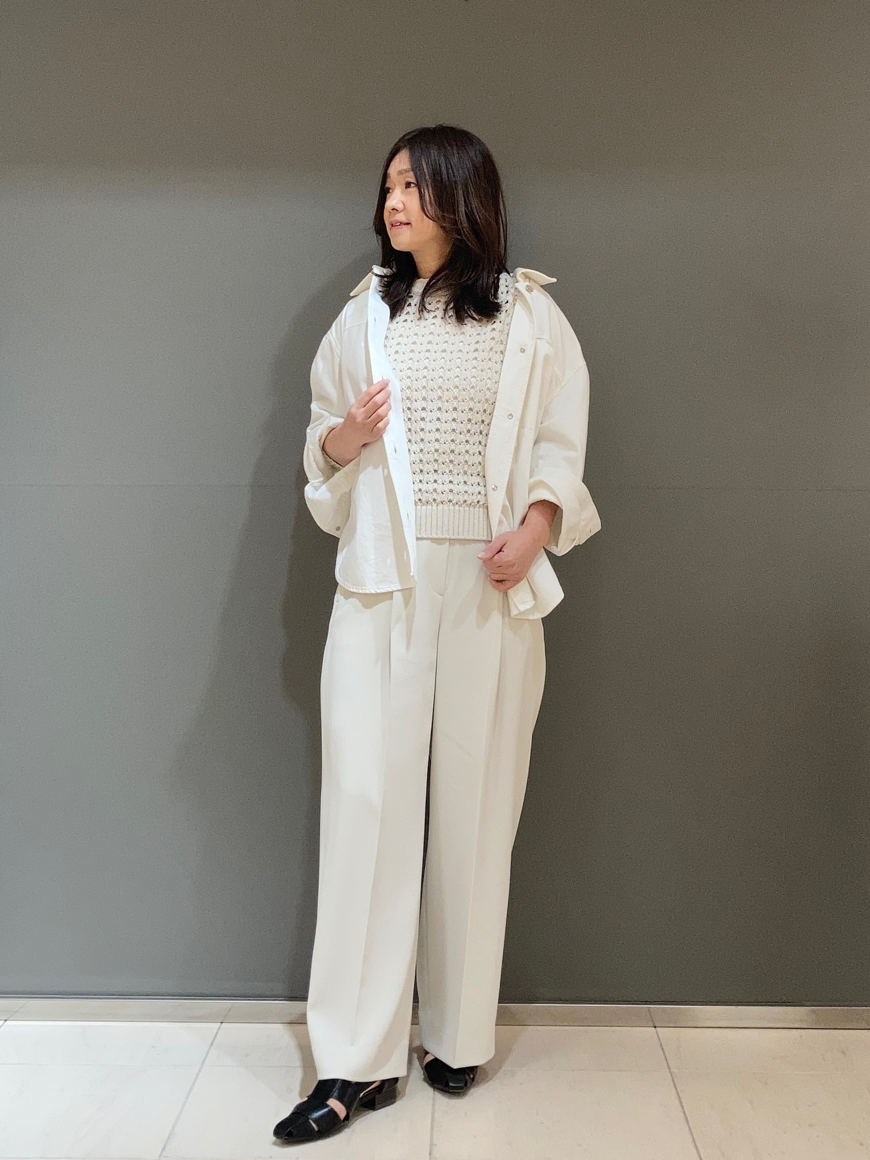 現行 Theory セオリー イージースーツ セットアップ 23年製 Mサイズ