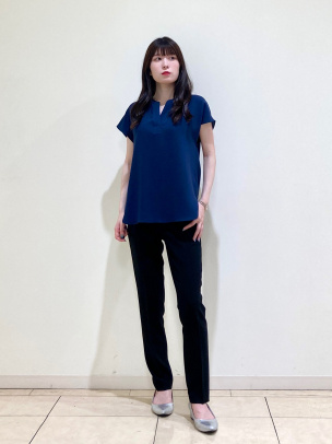 【2025今期✨️セオリー】 Satin Crepe Easy Popover Satin Crepe Easy Popover | WOMEN（レディース）｜Theory 公式通販サイト