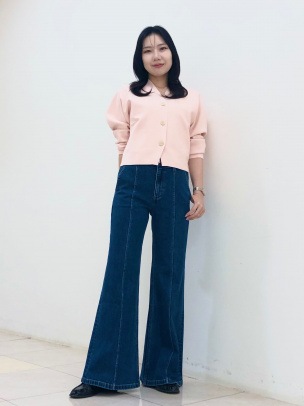 Theory(セオリー) デニムフレアジーンズ Essential Denim Theory
