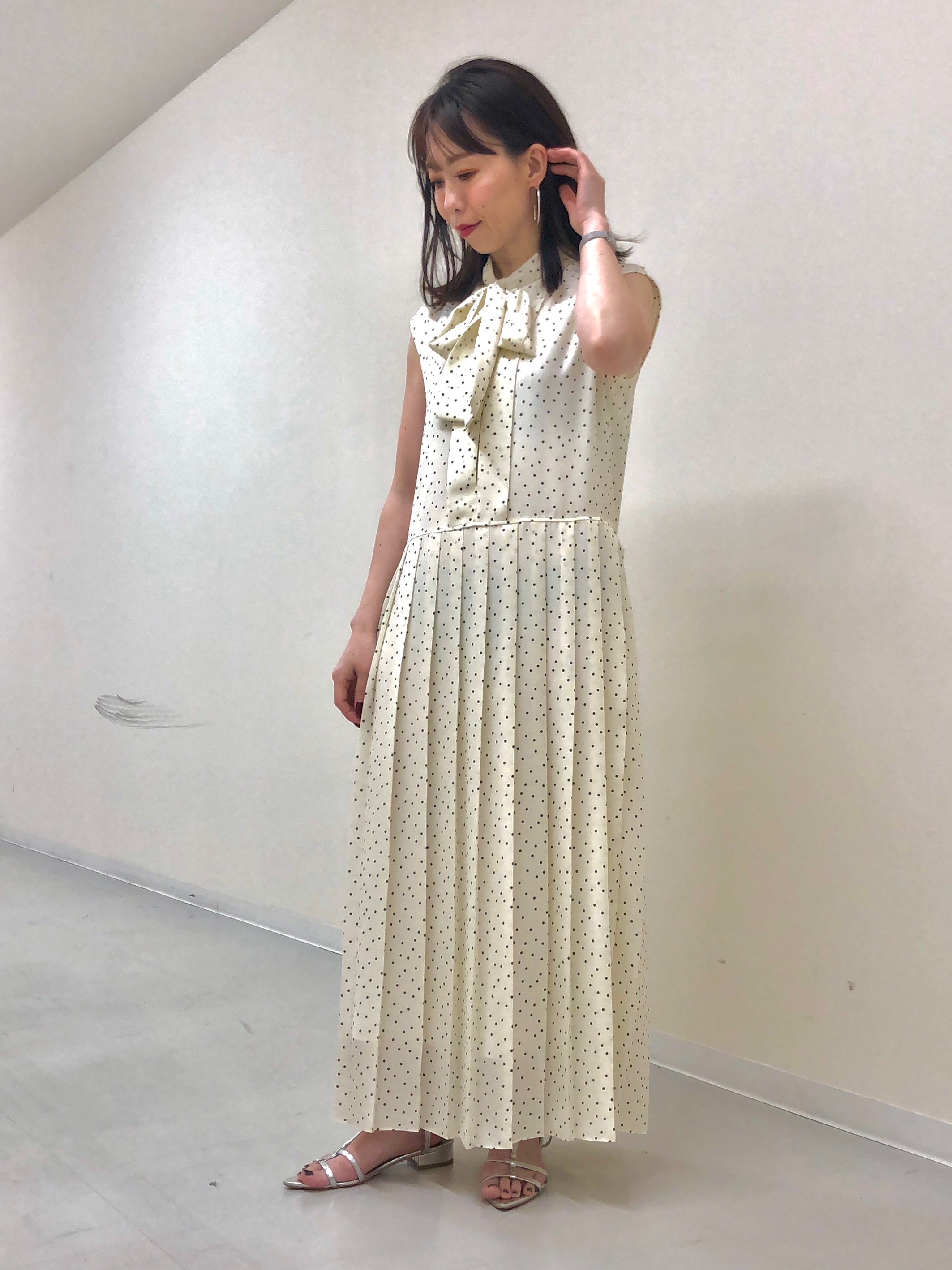 極美品 セオリーTheory フーデッドドレープジャケット リボン ベージュ S About Dahlia Jersey | Theory luxe（セオリーリュクス）公式通販サイト