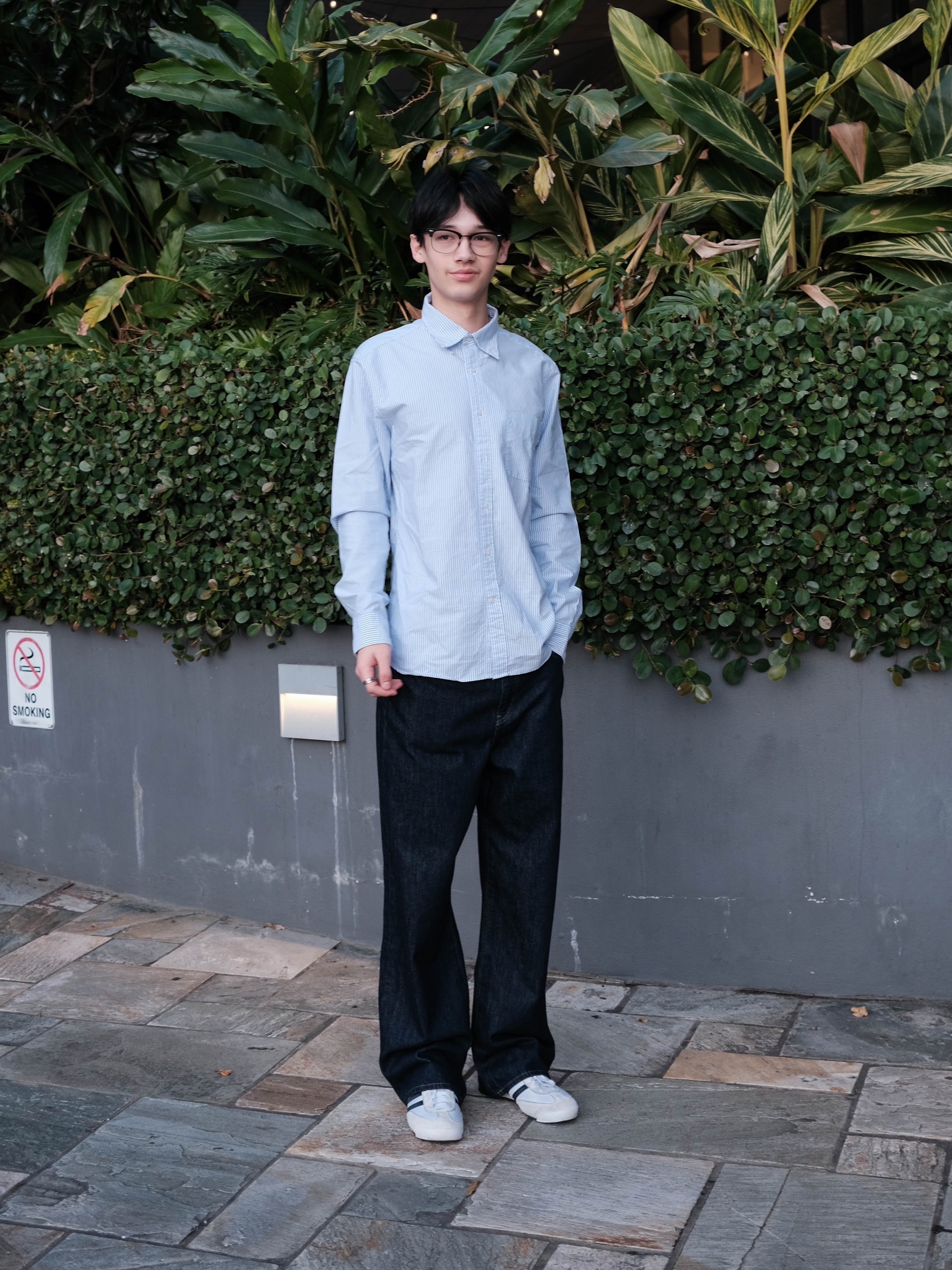 No image
